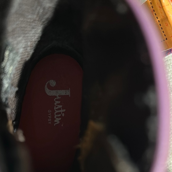 NWB Justin Boots Pink and Brown Heeled Boots with Embroidered Design - Picture 8 of 10